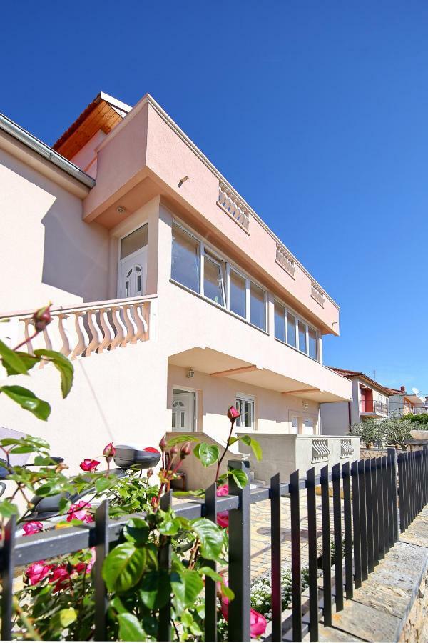 Apartment Nela Zadar Buitenkant foto