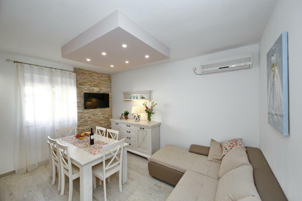 Apartment Nela Zadar Buitenkant foto